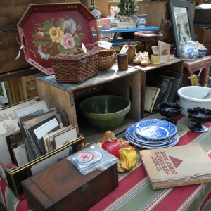 2025 Lakeside Antique Show